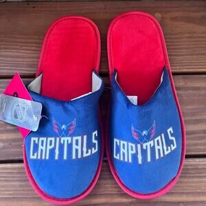 NWT: Washington Capitals Hockey Team‎  Fan Slippers Men's 9-10 (I350)
